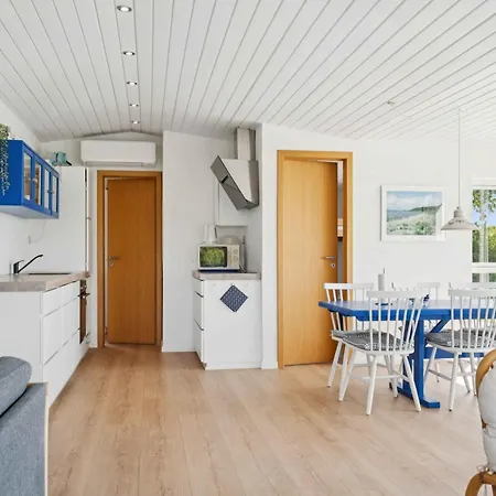 Vakantiehuis With Stunning View Farsø