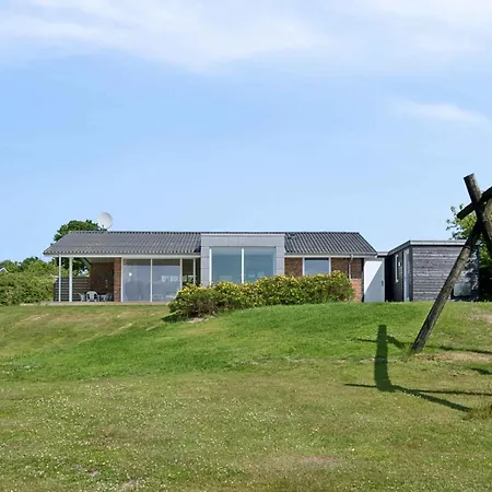 Vakantiehuis With Stunning View Farsø