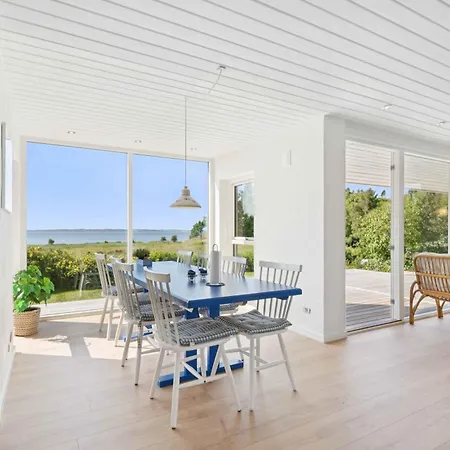 With Stunning View Casa vacanze